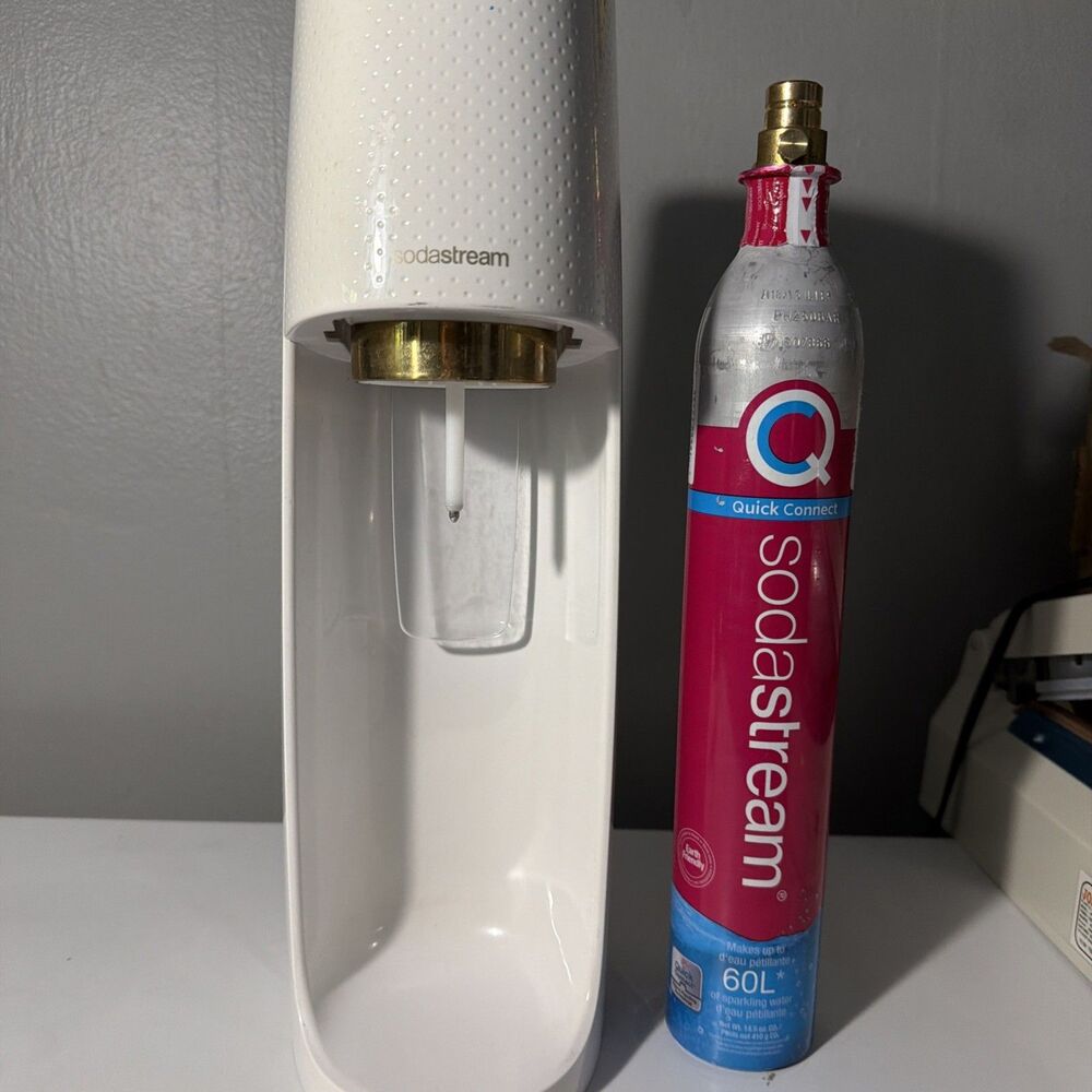lightly used SodaStream Fizzi White Sparkling Water Machine Soda Maker